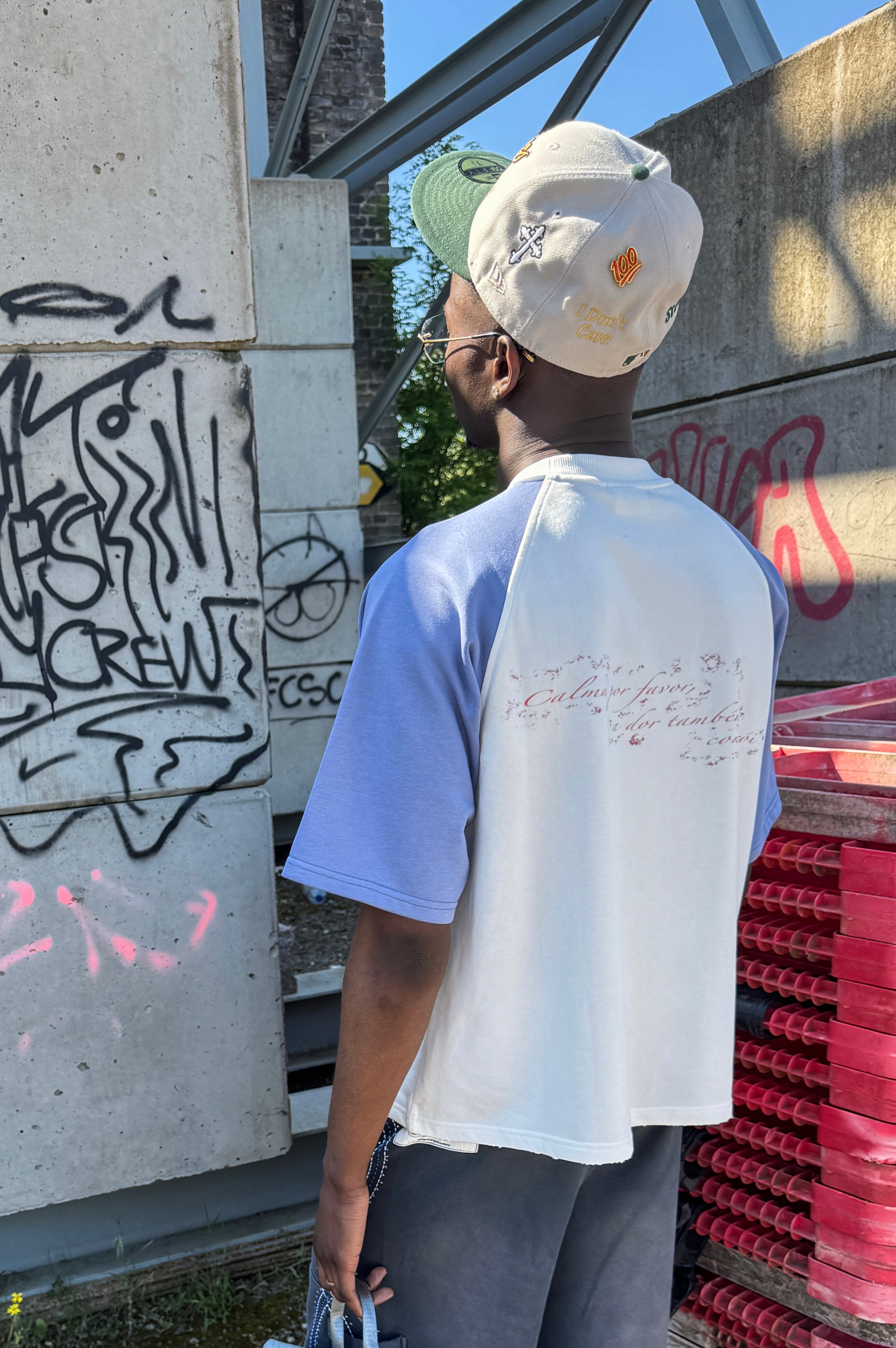 Favela Tee