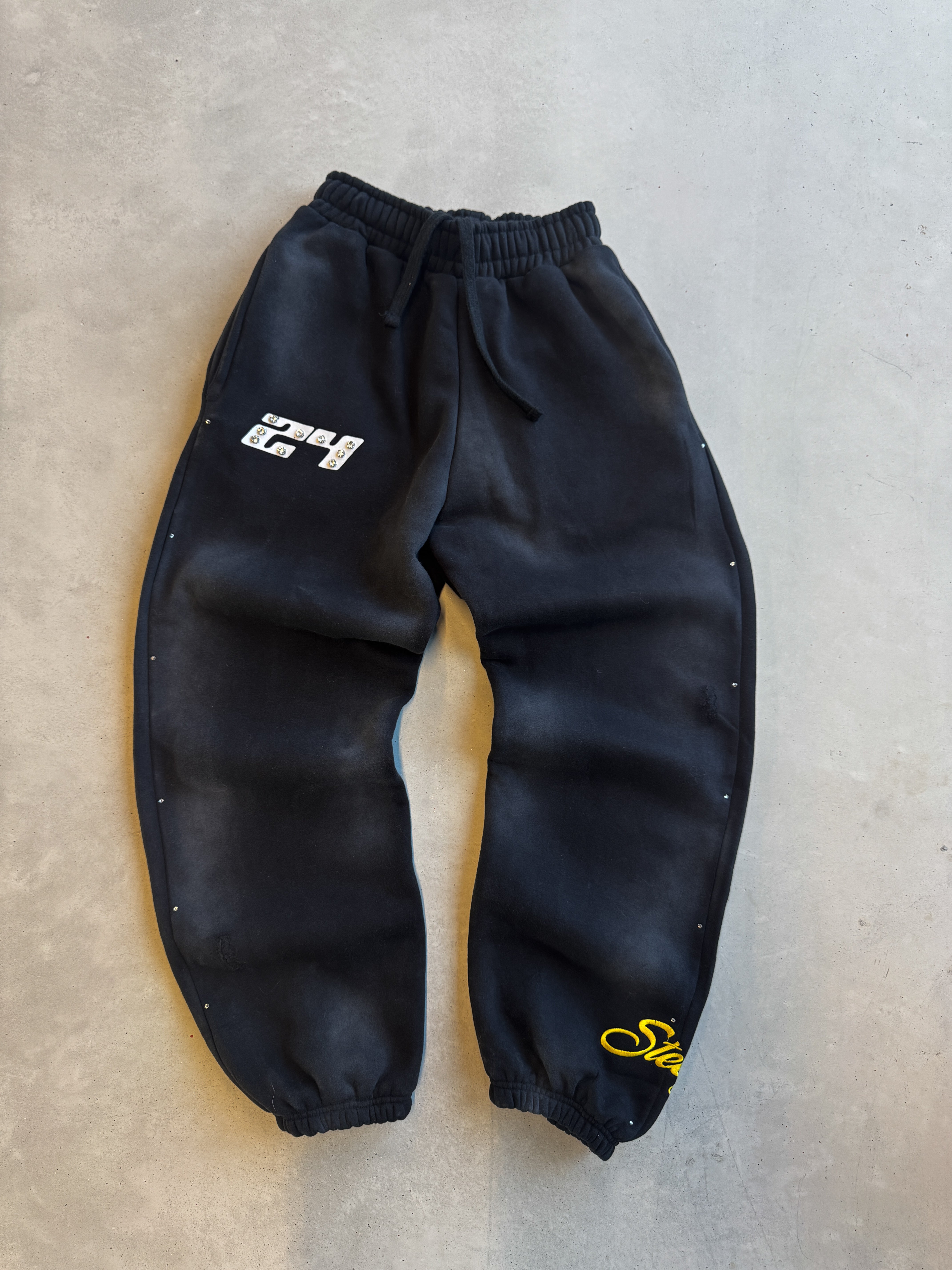 Certified Noir- Joggers